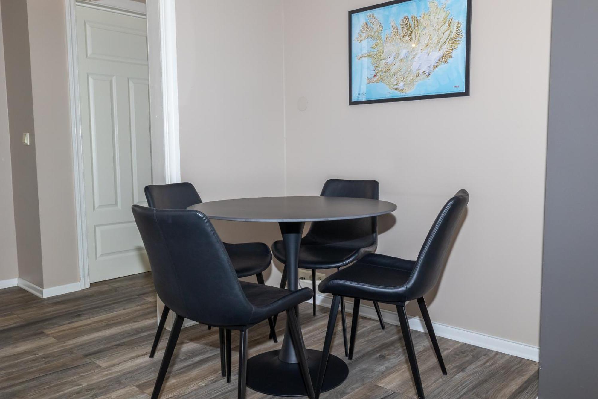 Ferienwohnung Bjarnabuth Húsavík Zimmer foto